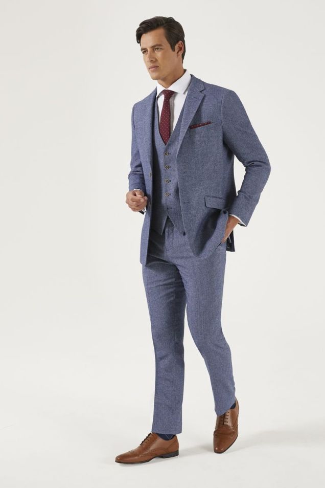 Skopes suit