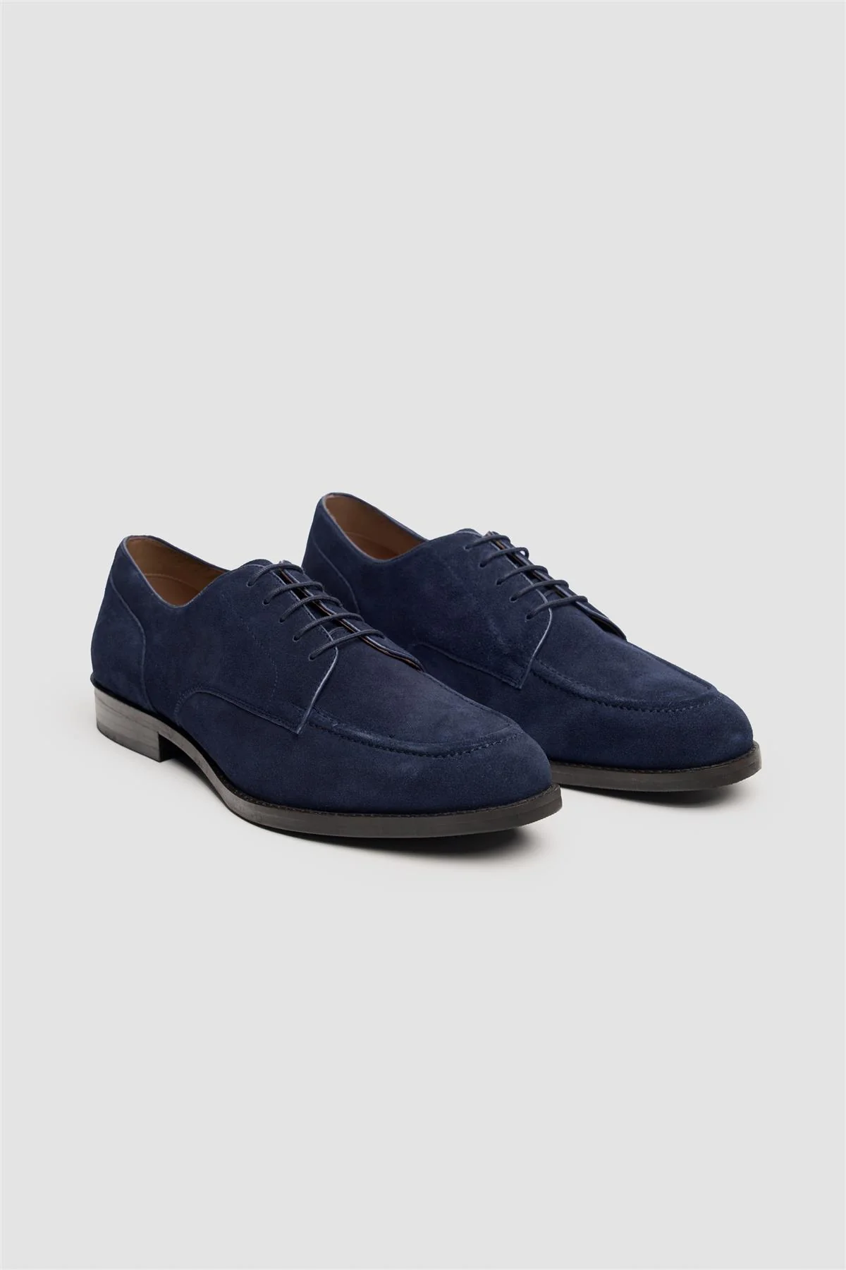 Spring / summer collection at Scotney’s of London Road