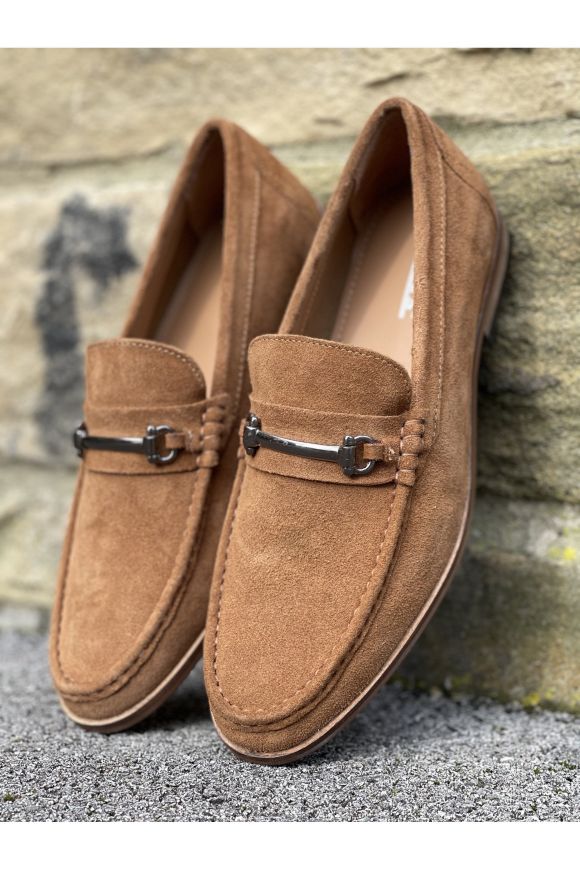 Spring / summer collection at Scotney’s of London Road