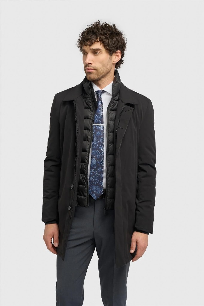 Cavani black overcoat with a quilted inner gilet